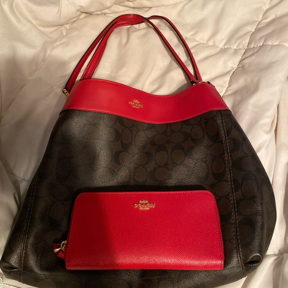 Coach purse and wallet - Picture 3 of 5